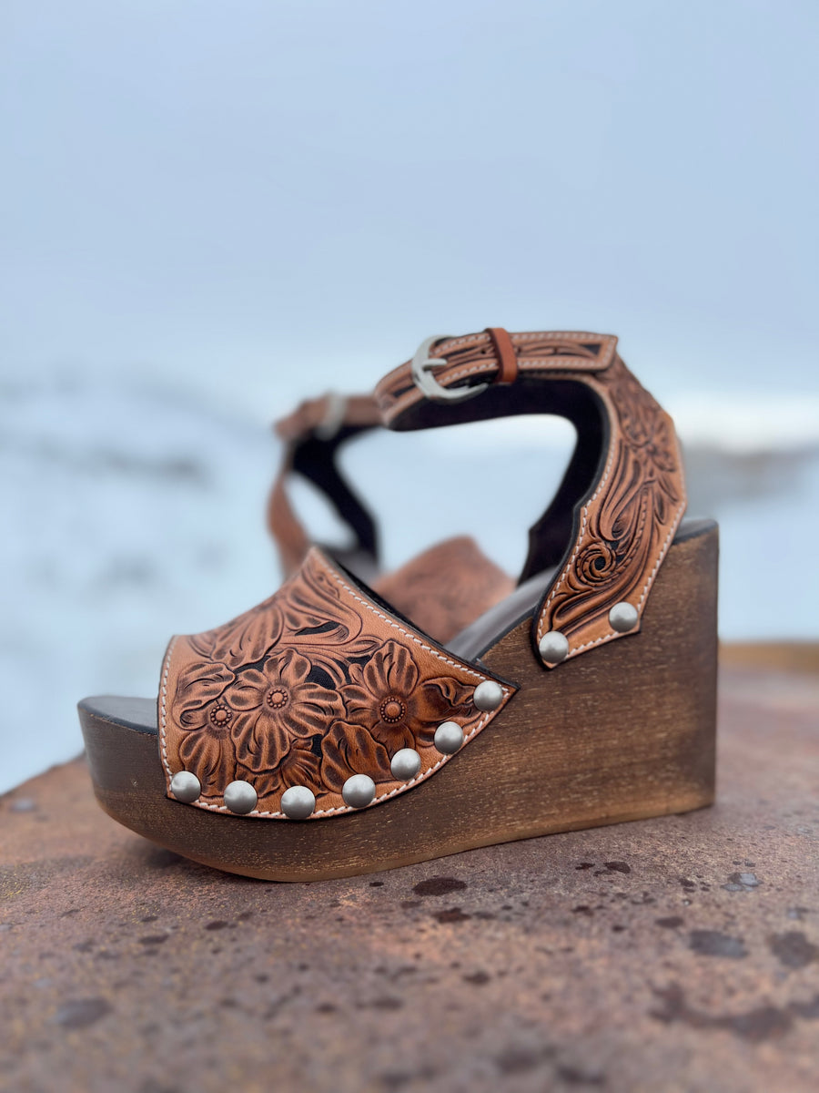 Tooled leather hot sale wedge sandals