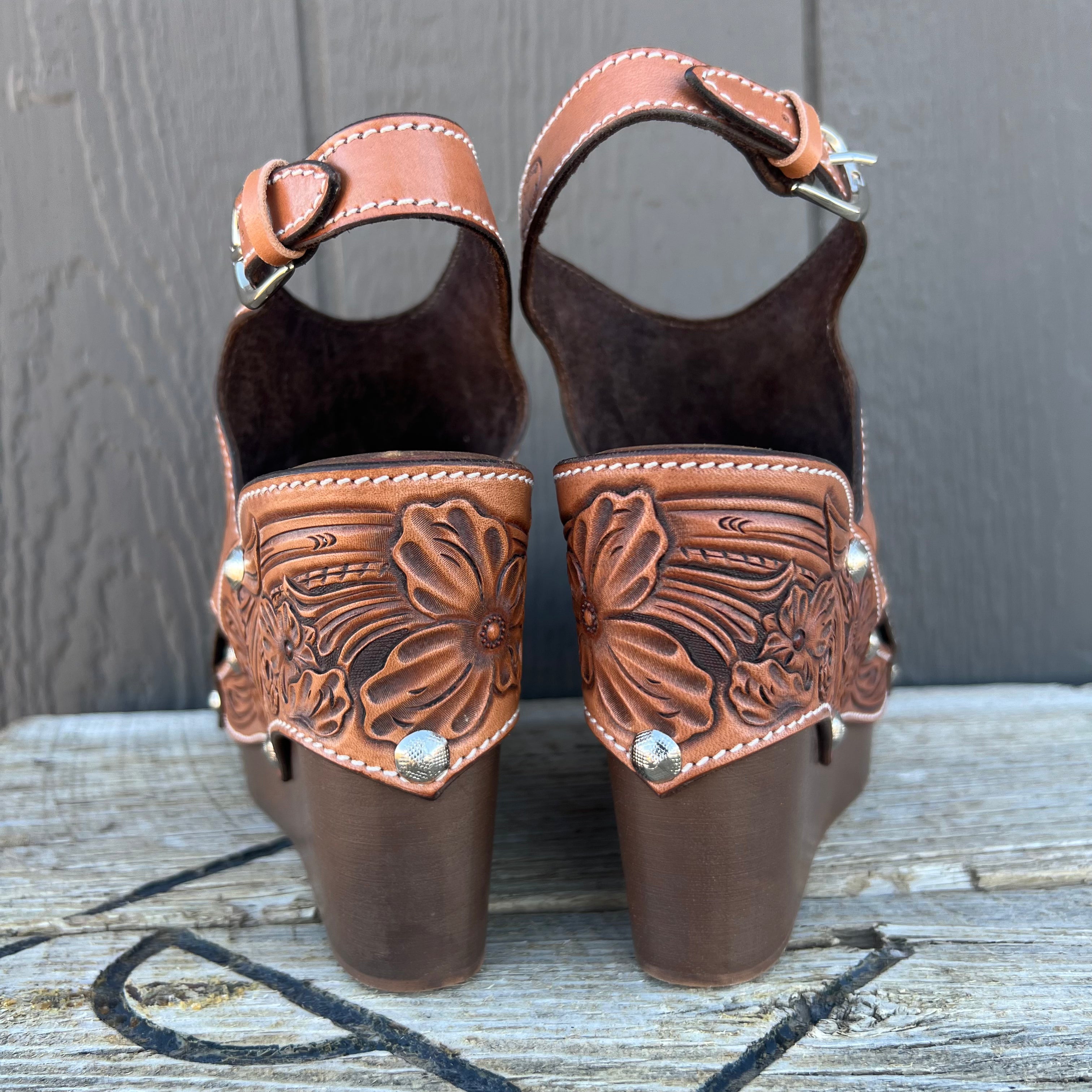 Ready to Ship - Fully Tooled Wedge - 41 (US 9/9.5) - Natural Oil with Brown Base