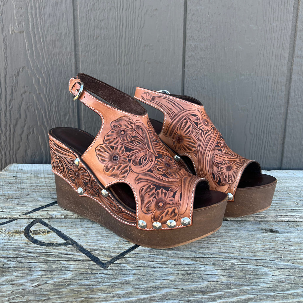 Ready to Ship - Fully Tooled Wedge - 41 (US 9/9.5) - Natural Oil with Brown Base