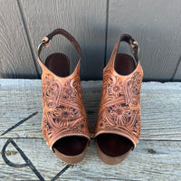 Ready to Ship - Fully Tooled Wedge - 41 (US 9/9.5) - Natural Oil with Brown Base